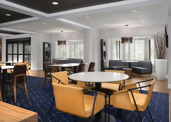 Courtyard By Marriott Orlando East/Ucf Area